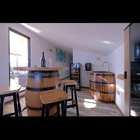 Penthouse Stella Пула